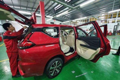 Mitsubishi Xpander có thêm bản màu đỏ về Việt Nam a7 Mitsubishi Xpander có thêm bản màu đỏ về Việt Nam a7.
