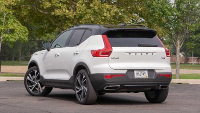 Volvo XC40.