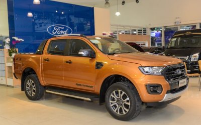 Đón đầu thuế mới, dù khan hàng Ford Ranger tại đại lý vẫn tung ra nhiều khuyến mãi gói trang bị .