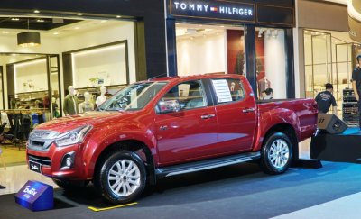 Chốt hạ trước khi tăng lệ phí trước bạ, Isuzu D-Max xuống giá đến 70 triệu đồng 1 Chốt hạ trước khi tăng lệ phí trước bạ, Isuzu D-Max xuống giá đến 70 triệu đồng á1