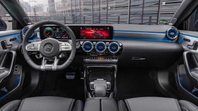 Mercedes-AMG A35 Sedan 2020 - ảnh 2 Mercedes-AMG A35 Sedan 2020 nội thất