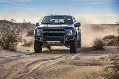 Không chỉ Việt Nam, người Trung Quốc cũng đang đổ xô mua bán tải a2 Ford Ranger Raptor bản 2019