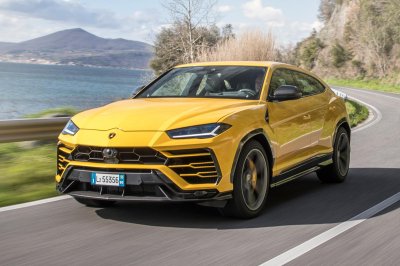 Lamborghini Urus lần đầu tiên được ra mắt vào cuối năm 2017...