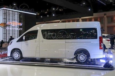 [BIMS 2019] Toyota Hiace 2019 bản khổng lồ với sức chứa ấn tượng