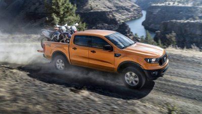 Không chỉ Việt Nam, người Trung Quốc cũng đang đổ xô mua bán tải Ford Ranger bản 2019