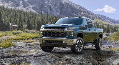 5 mẫu bán tải “chất khó cưỡng” a2 bán tải Chevrolet Silverado HD màu xanh