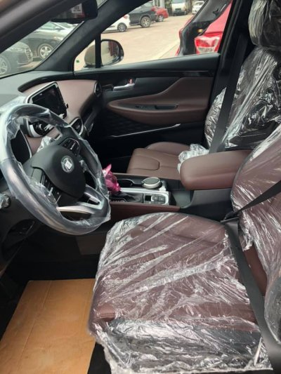 Khách hàng sắp sửa đón Hyundai Santa Fe 2019 'full option' về tay a9 Khách hàng sắp sửa đón Hyundai Santa Fe 2019 'full option' về tay a9