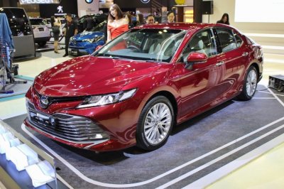 Lên đời 2019 nhưng các mẫu xe này vẫn rẻ hơn bản 2018 a6 Toyota Camry 2019
