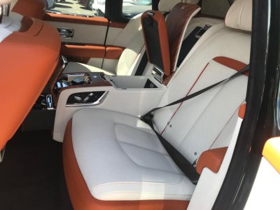 Ghế sau xe Rolls-Royce Cullinan Ghế sau Rolls-Royce Cullinan