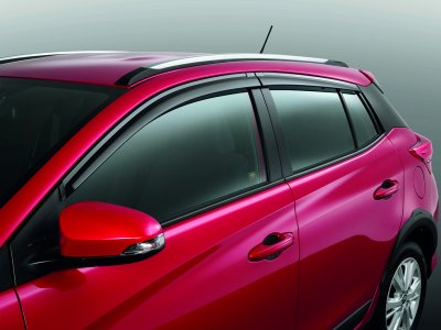 Phụ kiện ngoại thất chính hãng của Toyota Yaris - Ảnh 9 Phụ kiện ngoại thất chính hãng của Toyota Yaris - Ảnh 9.