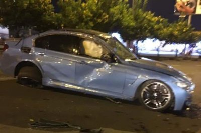 BMW M3 cũ của đại gia Cường Đô La gặp nạn thảm khốc ở TP.Hồ Chí Minh 2 BMW M3 cũ của đại gia Cường Đô La gặp nạn thảm khốc ở TP.Hồ Chí Minh2asas