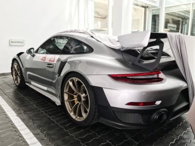 Porsche 911 GT2 RS sở hữu động cơ Boxer 6 xi lanh Porsche 911 GT2 RS sở hữu động cơ mạnh mẽ