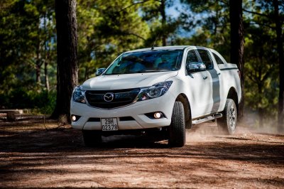 Giảm 50 triệu đồng, doanh số Mazda BT-50 đứng thứ 2 trong phân khúc tháng 3/2019 a1