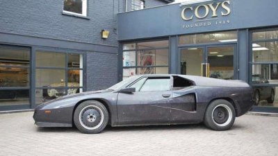 Tìm lại ‘đứa con’ thất lạc 25 năm của BMW a3 Siêu xe cổ BMW M1 a4