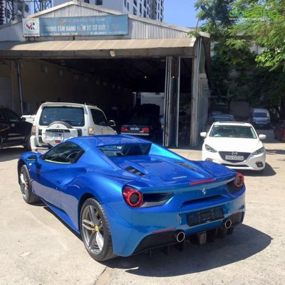 Ferrari 488 Spider độc nhất Việt Nam về tay một đại gia Bình Phước 1 Ferrari 488 Spider độc nhất Việt Nam về tay một đại gia Bình Phước