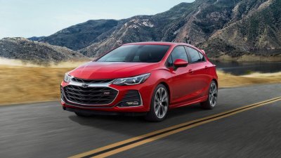 10 mẫu xe chạy dầu đáng lựa chọn nhất đầu năm 2019 a10 Chevrolet Cruze 2019