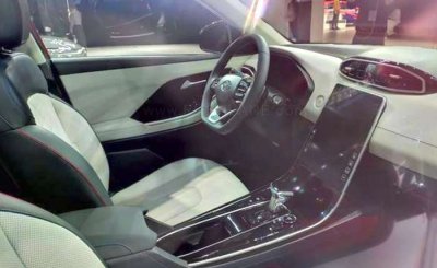 Hyundai Creta hoàn toàn mới bất ngờ ra mắt tại triển lãm Thượng Hải 2019 5 Hyundai Creta hoàn toàn mới bất ngờ ra mắt tại triển lãm Thượng Hải 2019ftj