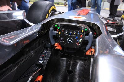 Vì sao không có túi khí nhưng xe đua F1 vẫn an toàn một cách “kỳ diệu”? 1 Vì sao không có túi khí nhưng xe đua F1 vẫn an toàn một cách “kỳ diệu”?