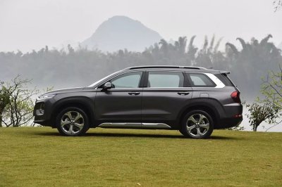 Hyundai Santa Fe 2019 mở bán tại Trung Quốc với giá khởi điểm từ 702 triệu đồng - Ảnh 2 Hyundai Santa Fe 2019 mở bán tại Trung Quốc với giá khởi điểm từ 702 triệu đồng - Ảnh 2.