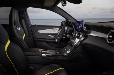 Nội thất Mercedes-AMG GLC 63 2020 - ảnh 1 Mercedes-AMG GLC 63 nội thất 1