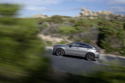 Mercedes-AMG GLC 63 Coupe 2020 - ảnh 2 Mercedes-AMG GLC 63 Coupe thân xe