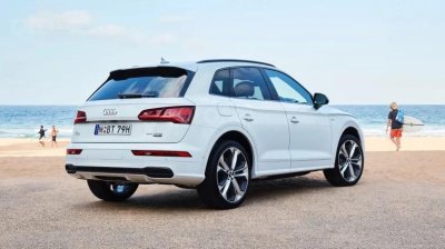 Audi Q5 Black Edition bổ sung các chi tiết tạo dáng Audi Q5 Black Edition bổ sung các chi tiết tạo dáng