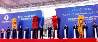 Lể khởi công xây dựng Tổ hợp nhà máy VinFast vào tháng 9/2017 Lể khởi công xây dựng Tổ hợp nhà máy VinFast vào tháng 9/2017...