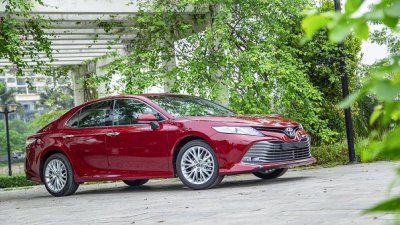 Ảnh thực tế Toyota Camry 2019 trước ngày ra mắt Việt Nam a3