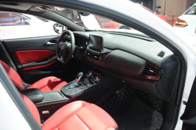 Hết nhái Range Rover, xe Trung Quốc Landwind lại "đạo" Mercedes GLA 2 Hết nhái Range Rover, xe Trung Quốc Landwind lại "đạo" Mercedes GLA 3