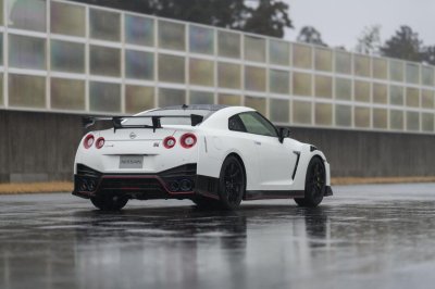 Nissan GT-R Nismo 2020 nâng cấp nhẹ nhưng hiệu quả hơn 2 Nissan GT-R Nismo 2020 nâng cấp nhẹ nhưng hiệu quả hơn 3