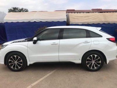 SUV Honda Avancier bất ngờ xuất hiện tại đại lý ở Việt Nam 2 SUV Honda Avancier bất ngờ xuất hiện tại đại lý ở Việt Namsdg