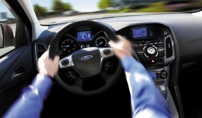 Đạp chân ga ô tô như thế nào để ít hao xăng và giữ an toàn? a4 Đạp chân ga ô tô đúng cách a4