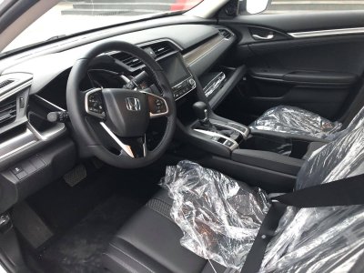 Honda Civic 2019 chính thức sẵn hàng tại đại lý a5 Ảnh nội thaatd Honda Civic 2019 tại Việt Nam