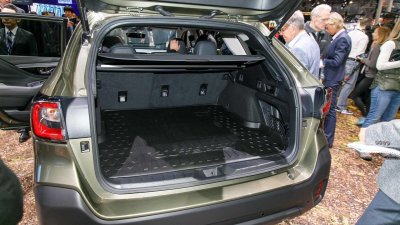 Một số hình ảnh của Subaru Outback 2020 tại New York 2019 - Ảnh 9 Một số hình ảnh của Subaru Outback 2020 tại New York 2019 - Ảnh 9.