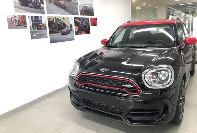 MINI John Cooper Works Countryman ALL4 đã về đại lý tại Sài Gòn, giá 2,699 tỉ đồng 1 MINI John Cooper Works Countryman ALL4 đã về đại lý tại Sài Gòn, giá 2,699 tỉ đồng