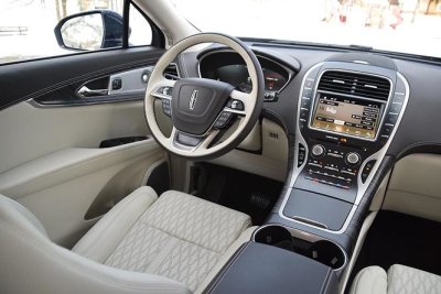 Hyundai Santa Fe góp mặt trong Top 10 xe có nội thất tốt nhất năm 2019 6 Hyundai Santa Fe góp mặt trong Top 10 xe có nội thất tốt nhất năm 2019sf