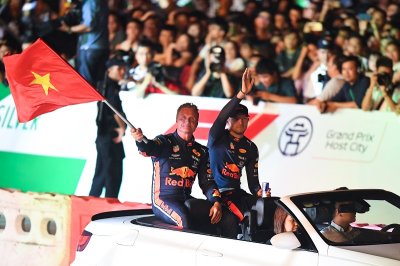 David Coulthard xuất hiện ngay tại Mỹ Đình David Coulthard