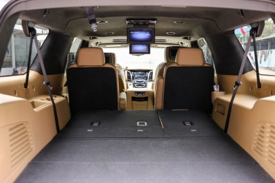 Cadillac Escalade ESV 2019 nhập khẩu tư nhân vào Việt Nam giá hơn 10 tỷ đồng - Ảnh 6 Cadillac Escalade ESV 2019 nhập khẩu tư nhân vào Việt Nam giá hơn 10 tỷ đồng - Ảnh 6.