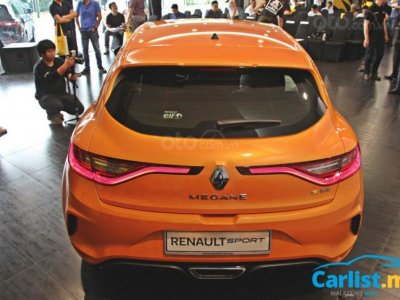 Renault Megane R.S. sở hữu nhiều chi tiết bắt mắt