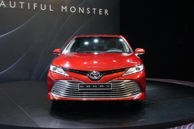 Toyota Camry 2019 chính thức ra mắt, vẫn chưa có giá niêm yết 2 Toyota Camry 2019 chính thức ra mắt, vẫn chưa có giá niêm yết a2