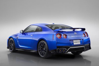 Chính thức ra mắt Nissan GT-R bản đặc biệt kỷ niệm 50 năm gia nhập thị trường Mỹ 7 Chính thức ra mắt Nissan GT-R bản đặc biệt kỷ niệm 50 năm gia nhập thị trường Mỹ 7a