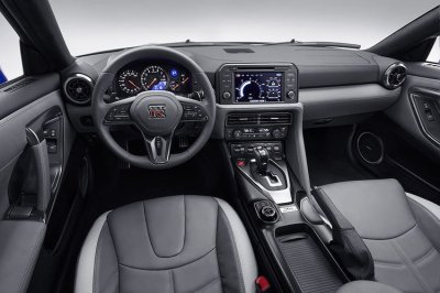 Chính thức ra mắt Nissan GT-R bản đặc biệt kỷ niệm 50 năm gia nhập thị trường Mỹ 5 Chính thức ra mắt Nissan GT-R bản đặc biệt kỷ niệm 50 năm gia nhập thị trường Mỹ 5a