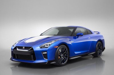 Chính thức ra mắt Nissan GT-R bản đặc biệt kỷ niệm 50 năm gia nhập thị trường Mỹ 8 Chính thức ra mắt Nissan GT-R bản đặc biệt kỷ niệm 50 năm gia nhập thị trường Mỹ 8a