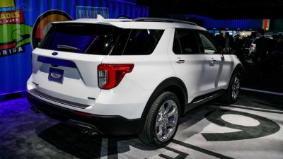 Ford Explorer 2020 Platinum là bản cao cấp, đắt tiền nhất Ford Explorer 2020 Platinum là bản cao cấp, đắt tiền nhất
