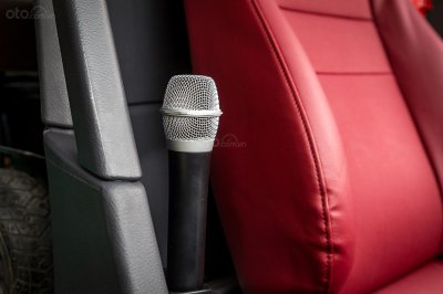 Xe khách cỡ lớn Hyudnai Universe: Mic giới thiệu Xe khách cỡ lớn Hyudnai Universe: Mic giới thiệu.