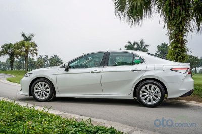 Toyota Camry 2019 ra mắt tại Việt Nam 6 Toyota Camry 2019 6