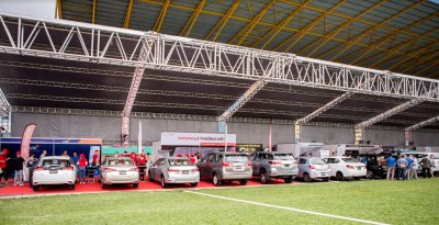 Cận cảnh không khí náo nhiệt ngày đầu tiên tại Hội chợ Oto.com.vn - Ảnh 22 Cận cảnh không khí náo nhiệt ngày đầu tiên tại Hội chợ Oto.com.vn - Ảnh 22.