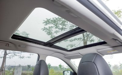 Cách dùng cửa sổ trời ô tô trong ngày nắng nóng a1 Cửa sổ trời trên ô tô