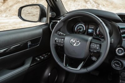 Toyota Hilux 2019 có phiên bản đặc biệt mới a5 Bảng điều khiển xe Toyota Hilux 2019 bản đặc biệt