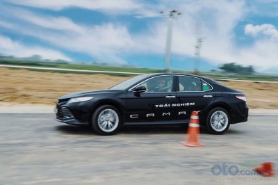 Đánh giá xe Toyota Camry 2019: trải nghiệm Đánh giá xe Toyota Camry 2019: trải nghiệm.